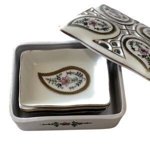 Vintage Vanity Boudoir Porcelain Jewelry Trinket Box & 3 Trays Gold Trim Floral
